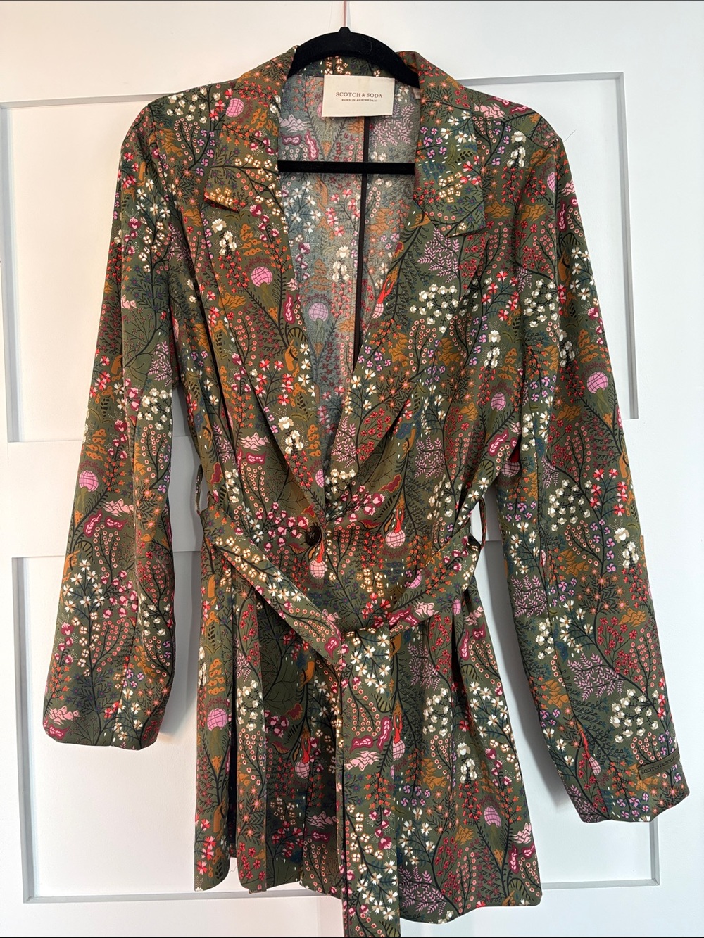 Scotch & Soda Olive Green Floral Belted Blazer with Pink Accents